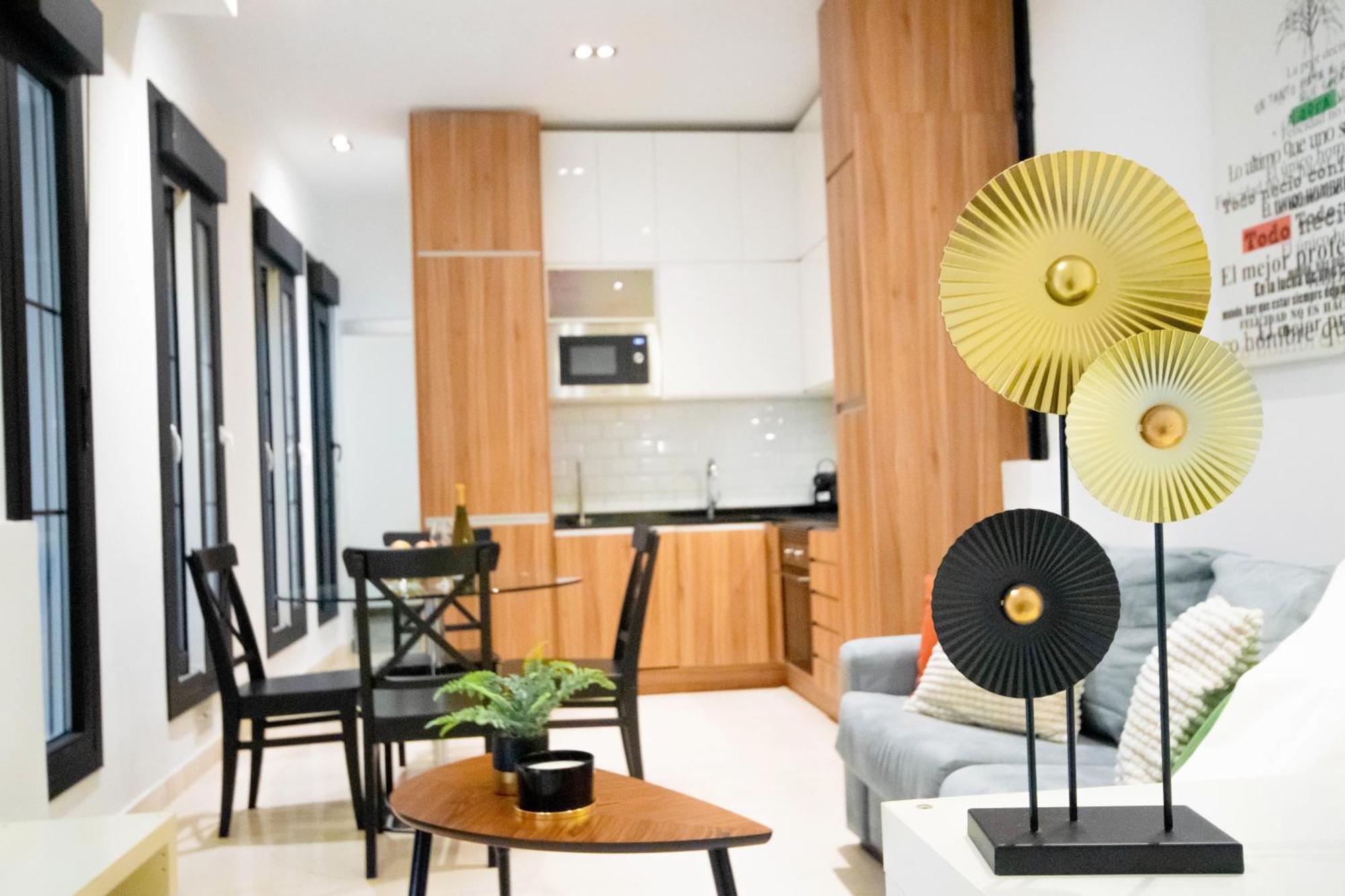 For You Rentals Apartamento Temporal Con Encanto En Malasana Min24 Madrid Buitenkant foto