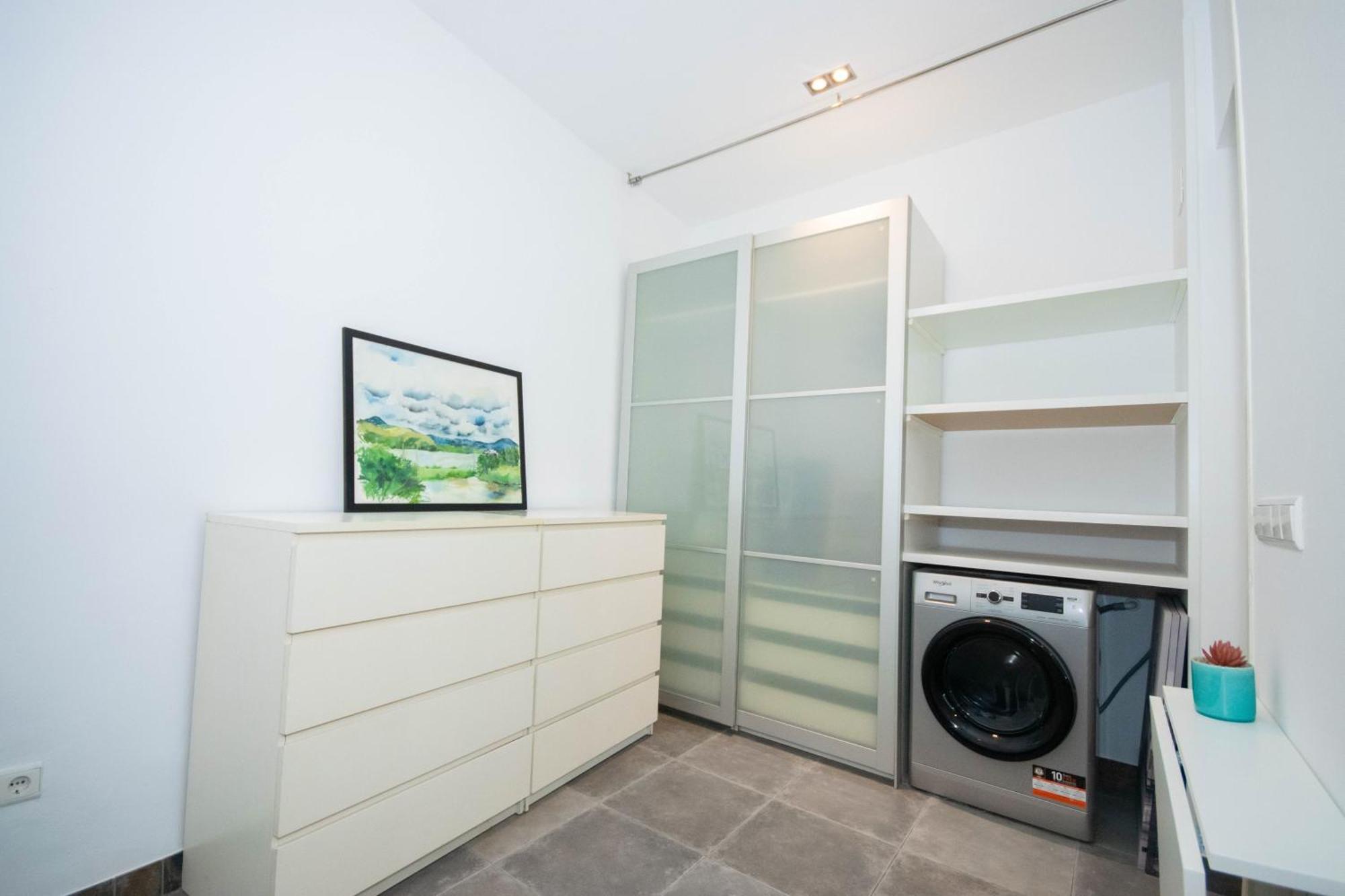 For You Rentals Apartamento Temporal Con Encanto En Malasana Min24 Madrid Buitenkant foto