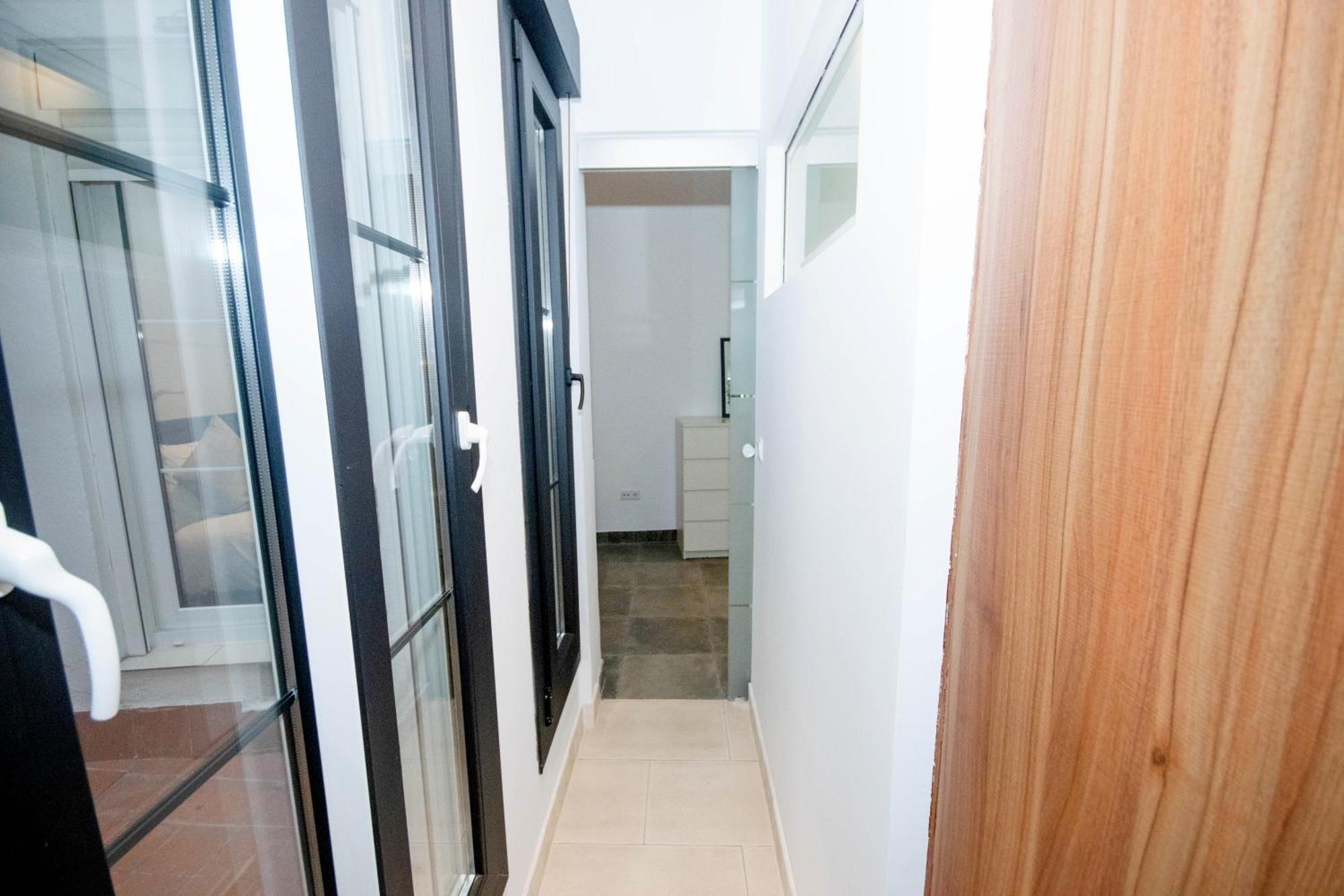 For You Rentals Apartamento Temporal Con Encanto En Malasana Min24 Madrid Buitenkant foto