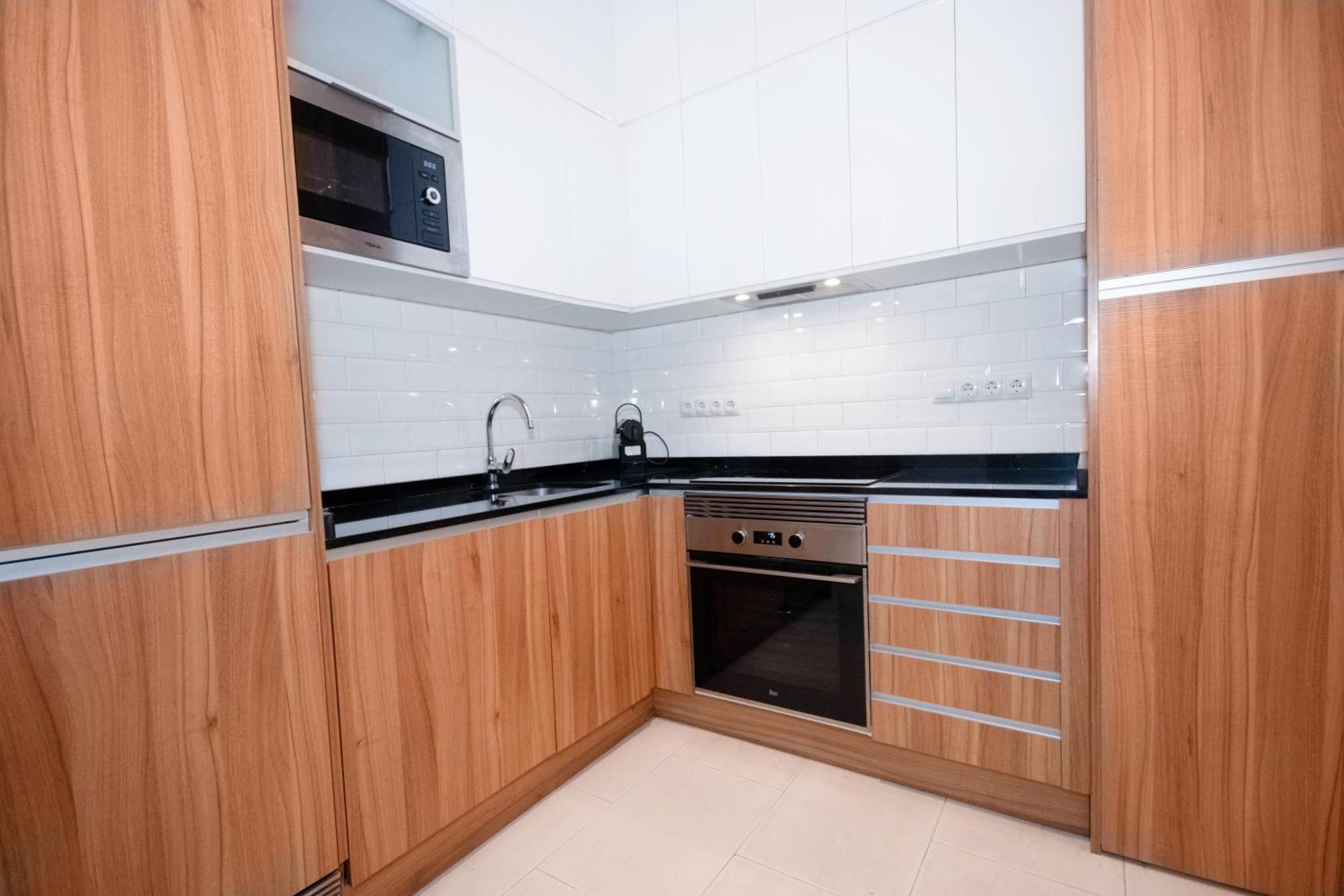 For You Rentals Apartamento Temporal Con Encanto En Malasana Min24 Madrid Buitenkant foto
