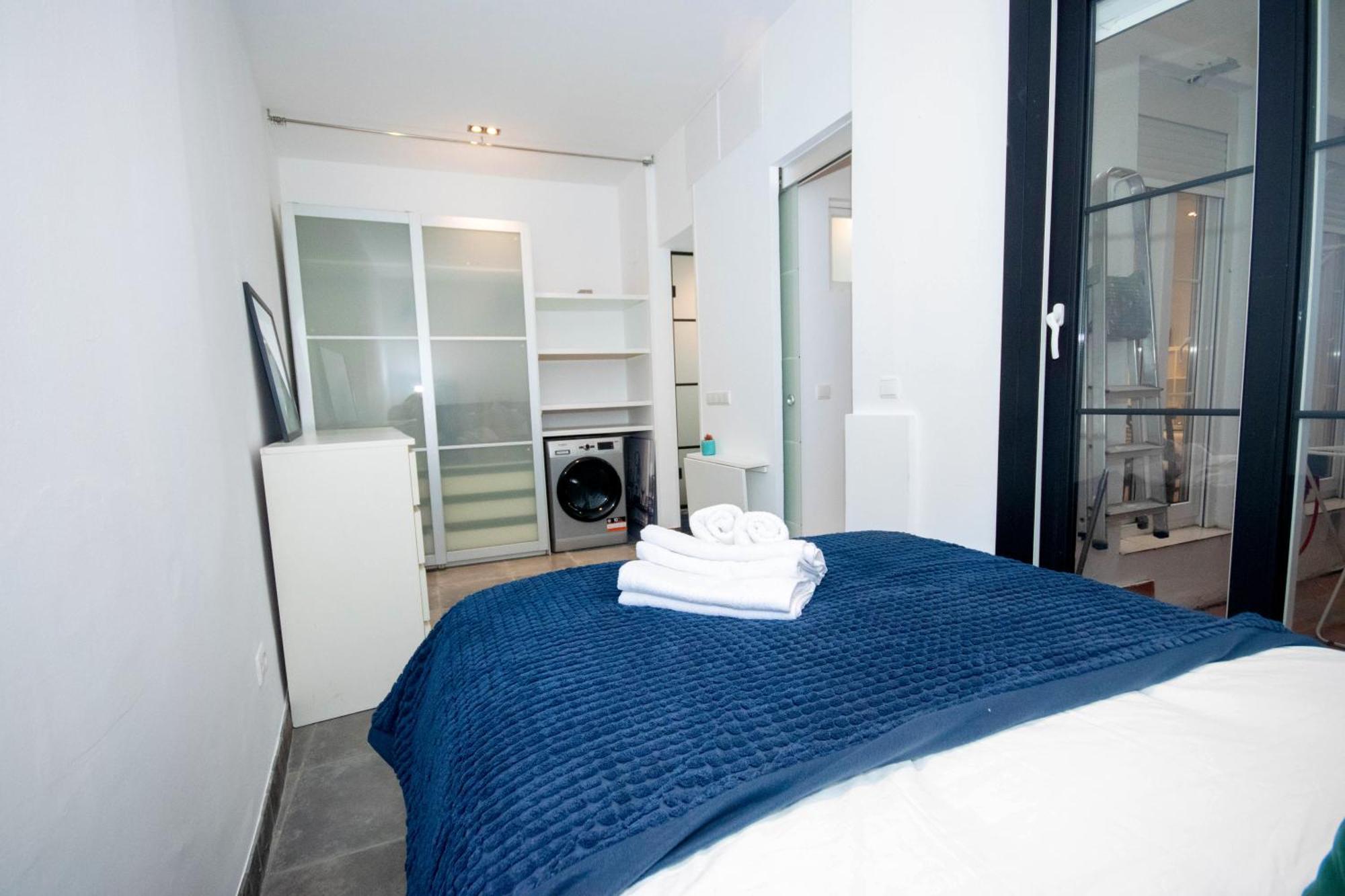For You Rentals Apartamento Temporal Con Encanto En Malasana Min24 Madrid Buitenkant foto